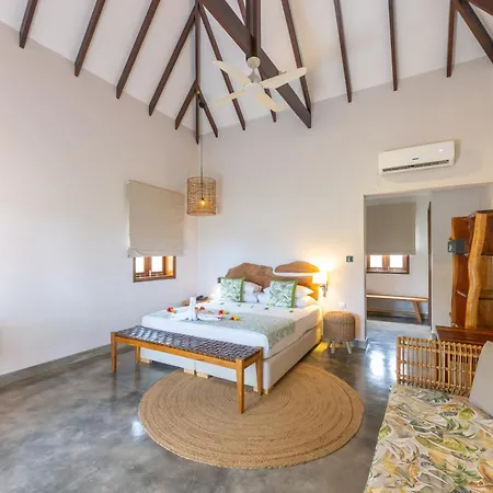 Les Lauriers Eco Hotel Anse Volbert Village  Exterior photo