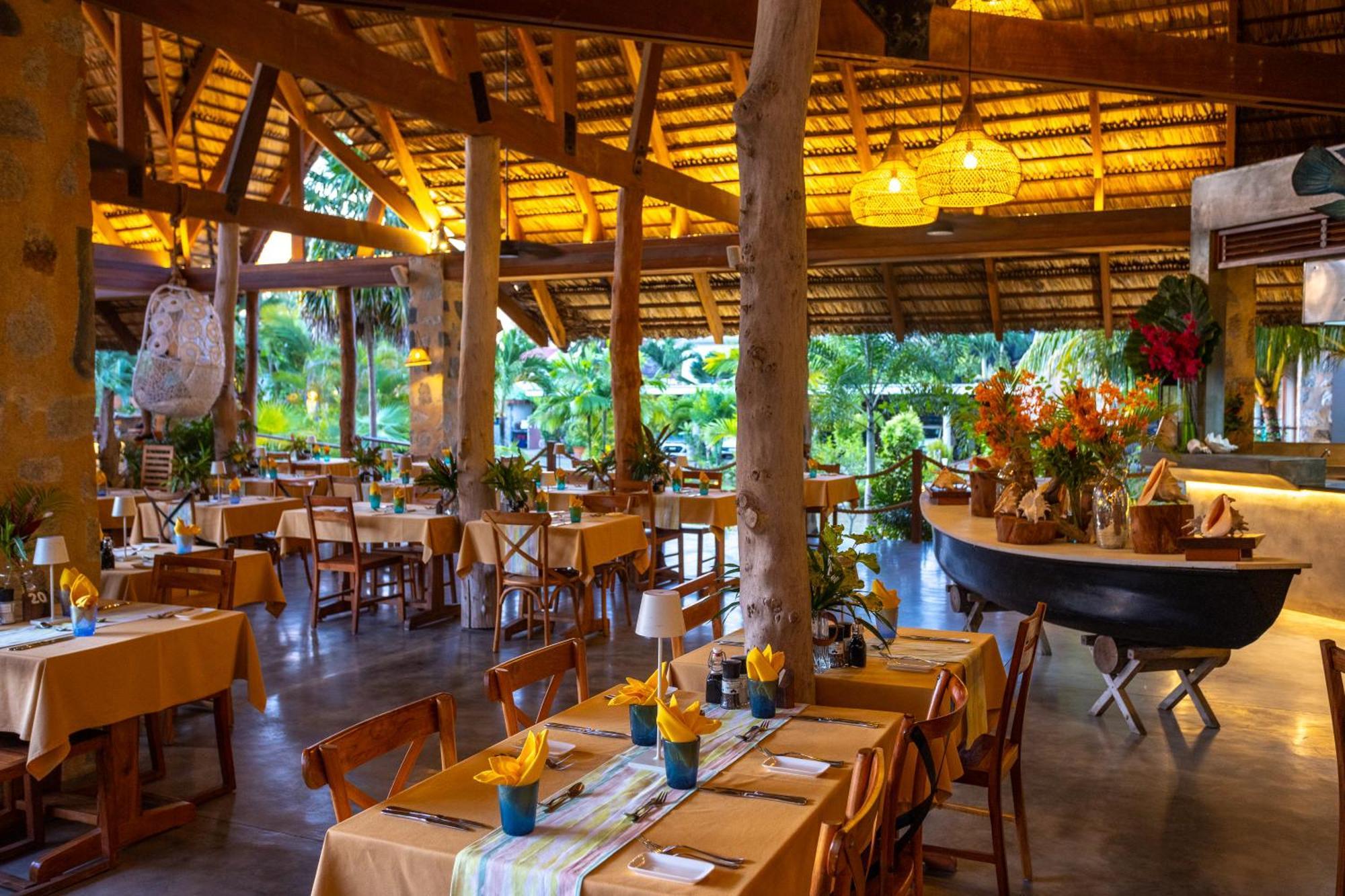 Les Lauriers Eco Hotel Anse Volbert Village