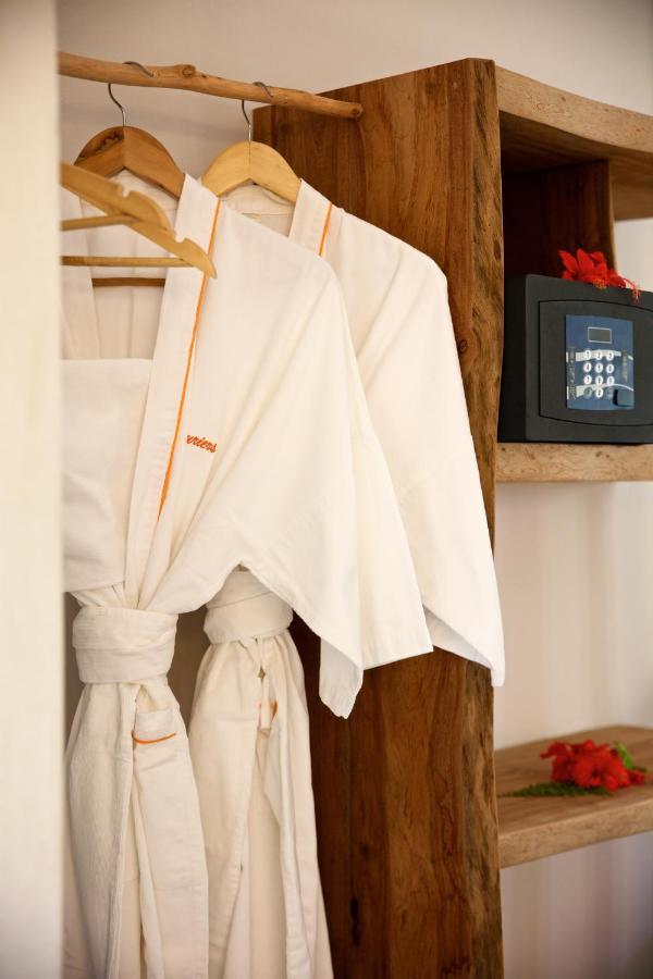 Les Lauriers Eco Hotel 3*